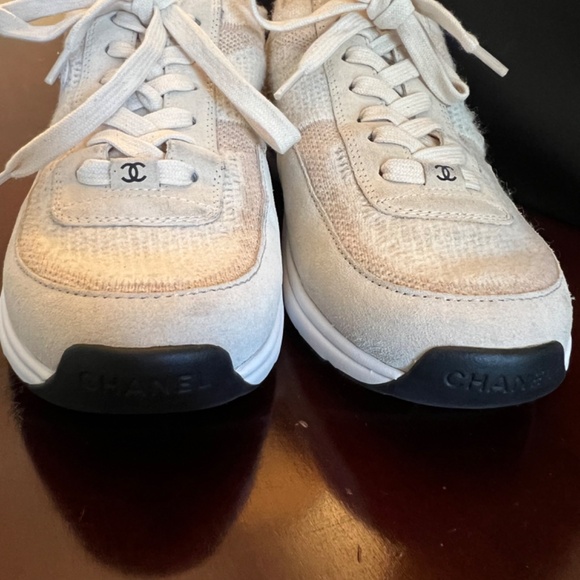 CHANEL Sneakers - Picture 8 of 10